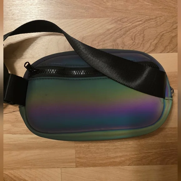 Like New Popflex Bridget belt bag in iridescent Magic Flash - Picture 7 of 8